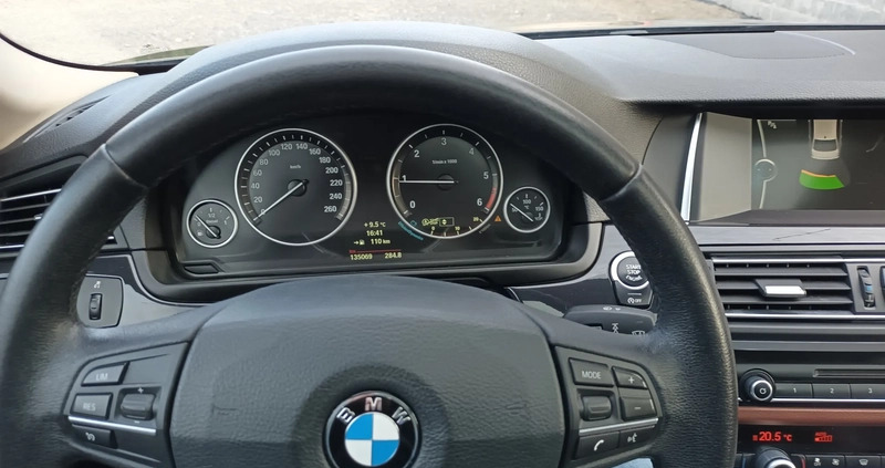 BMW Seria 5 cena 49500 przebieg: 135000, rok produkcji 2014 z Kalety małe 106